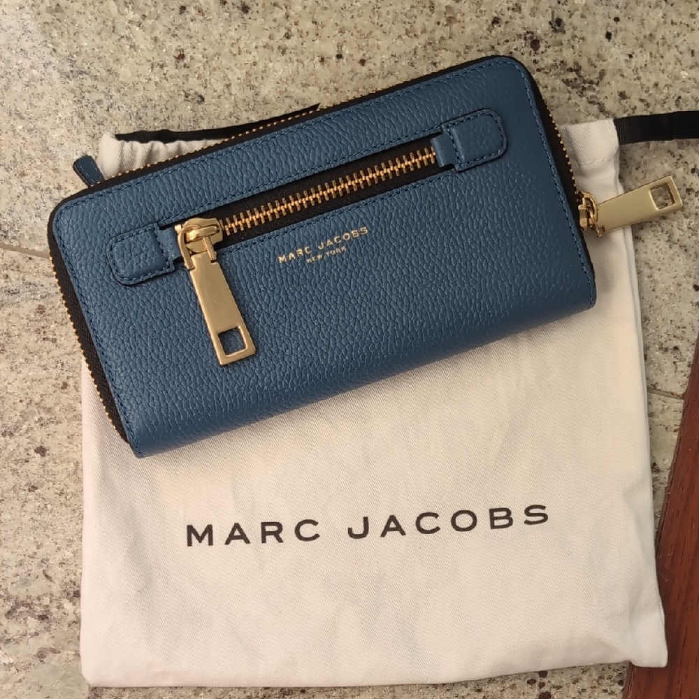 Marc Jacobs Teal Wallet with Gold Hardware